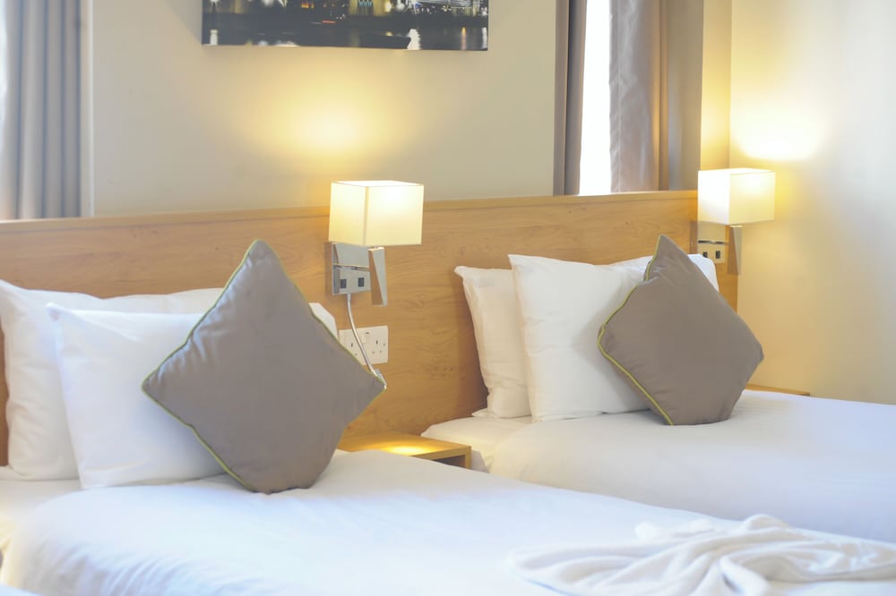 Kings Cross Inn Hotel