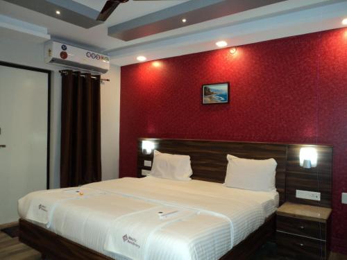 Mani's Residency
