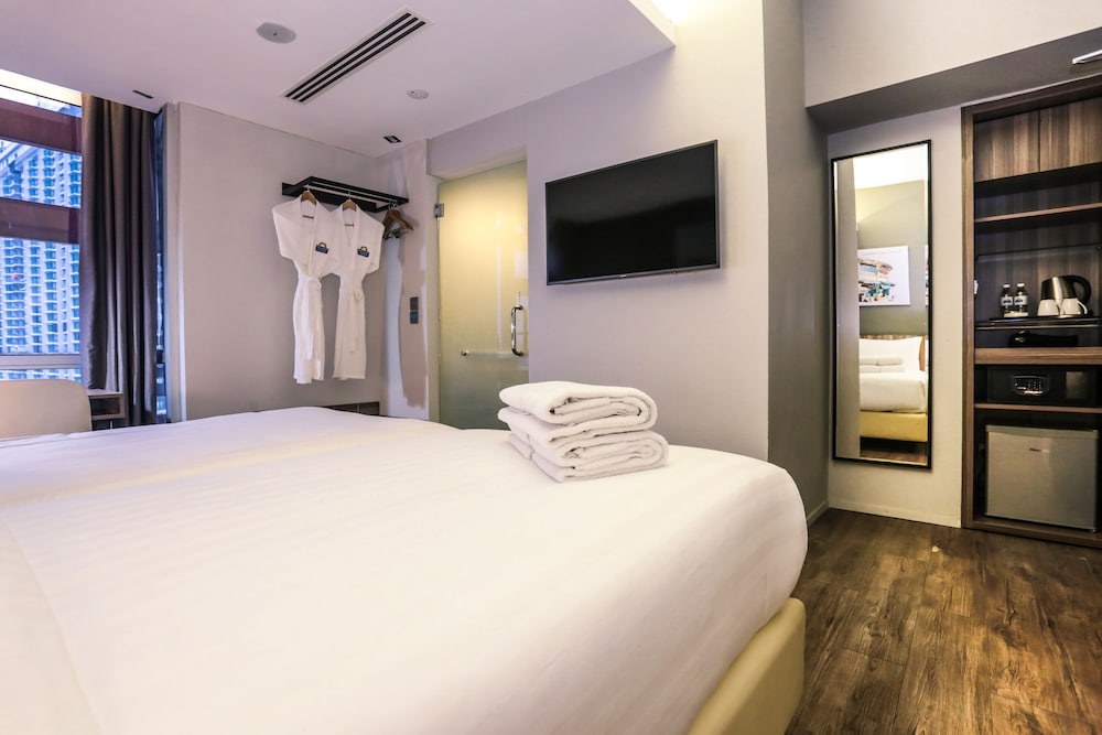 Days Hotel and Suites Fraser Business Park KL