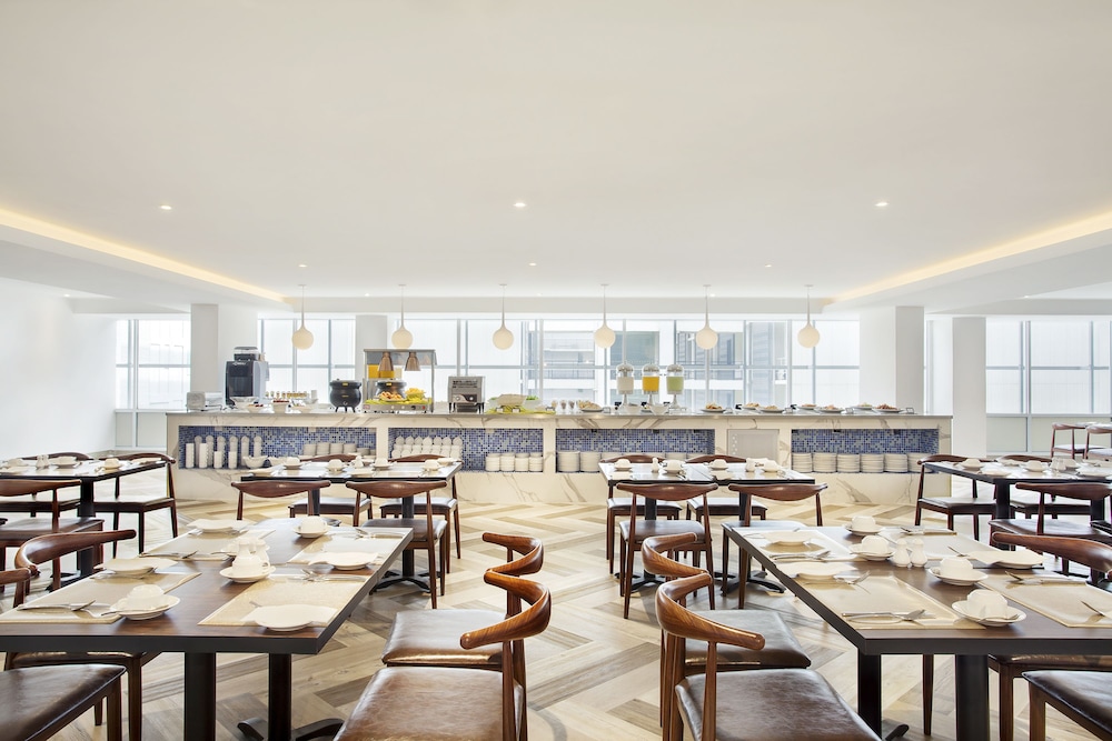 Days Hotel and Suites Fraser Business Park KL