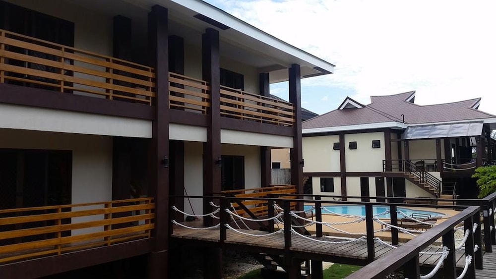Infinity Sands Resort