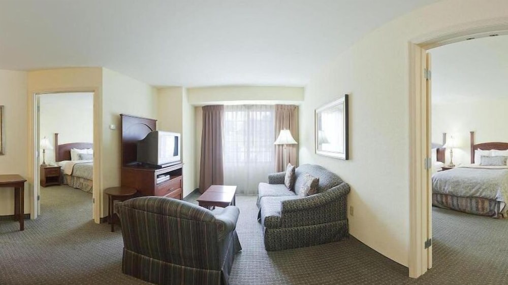 Comfort Inn & Suites Savannah Airport