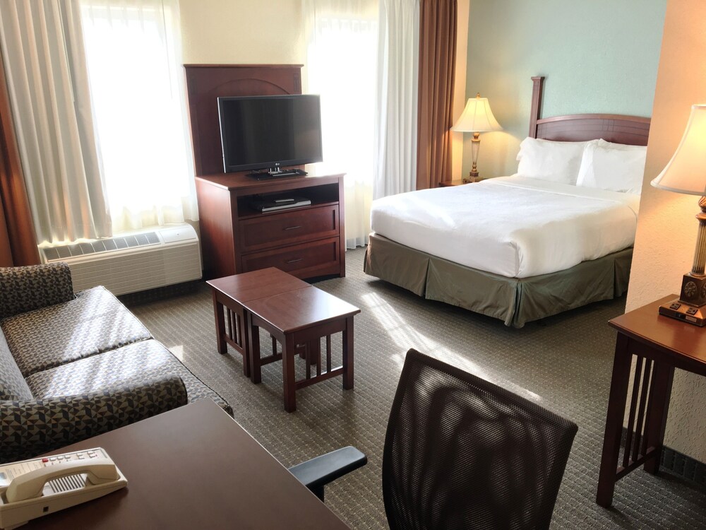 Comfort Inn & Suites Savannah Airport