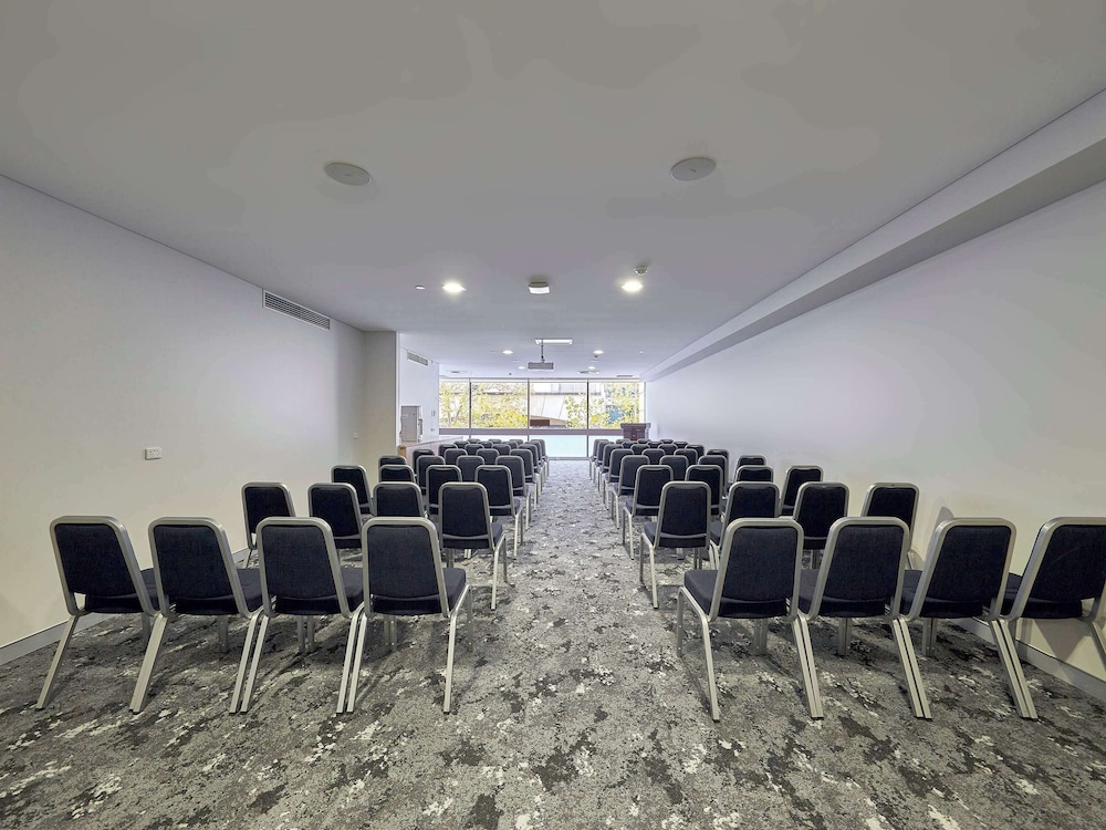 Mercure Perth On Hay
