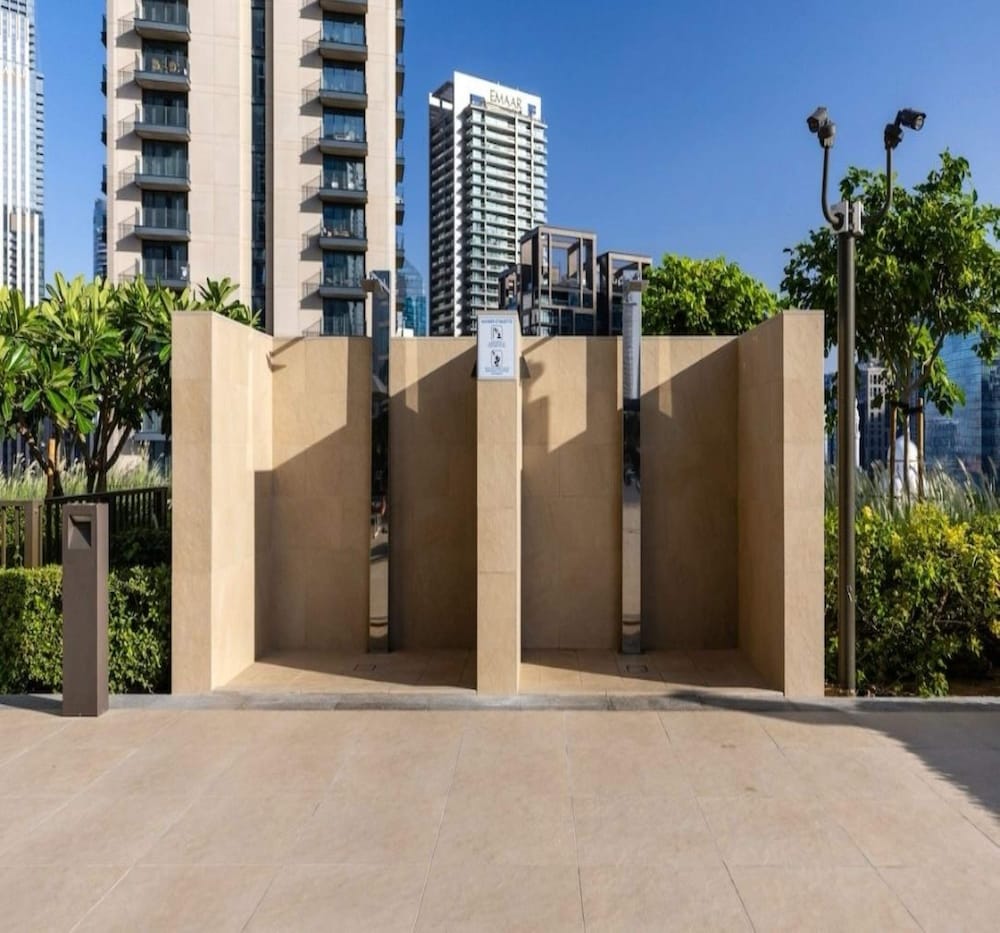 OYO 1349 Home Burj Crown Luxury 1Bed Apartment