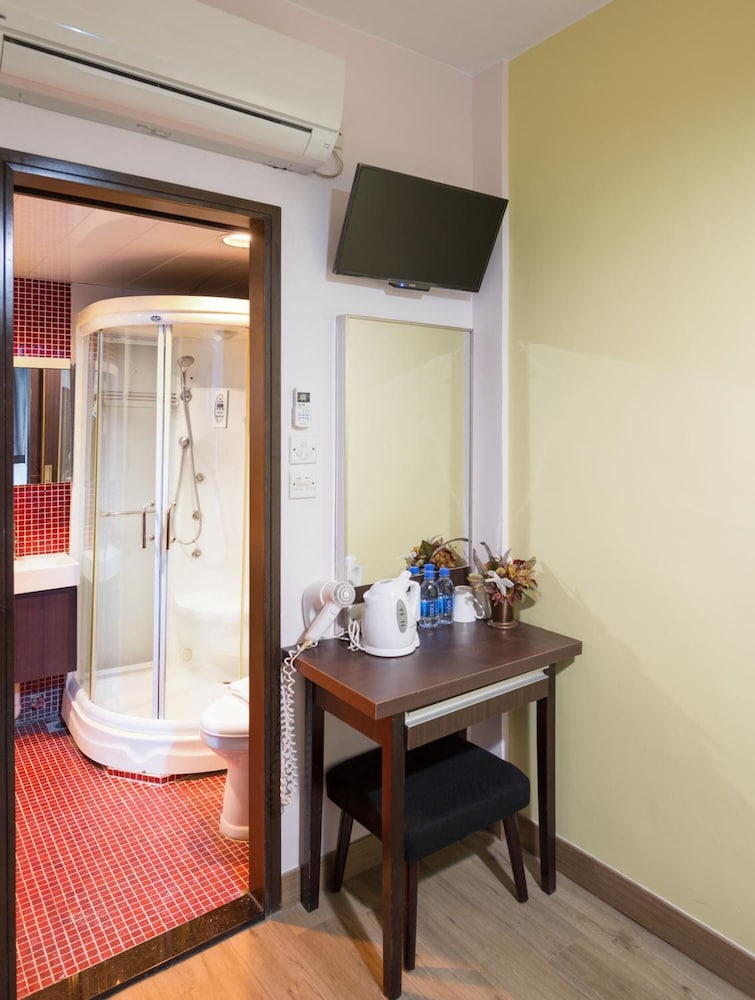 Metroplace Olympic Hotel