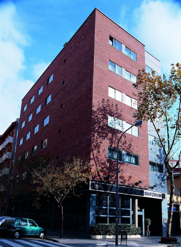 NH Barcelona Entenza
