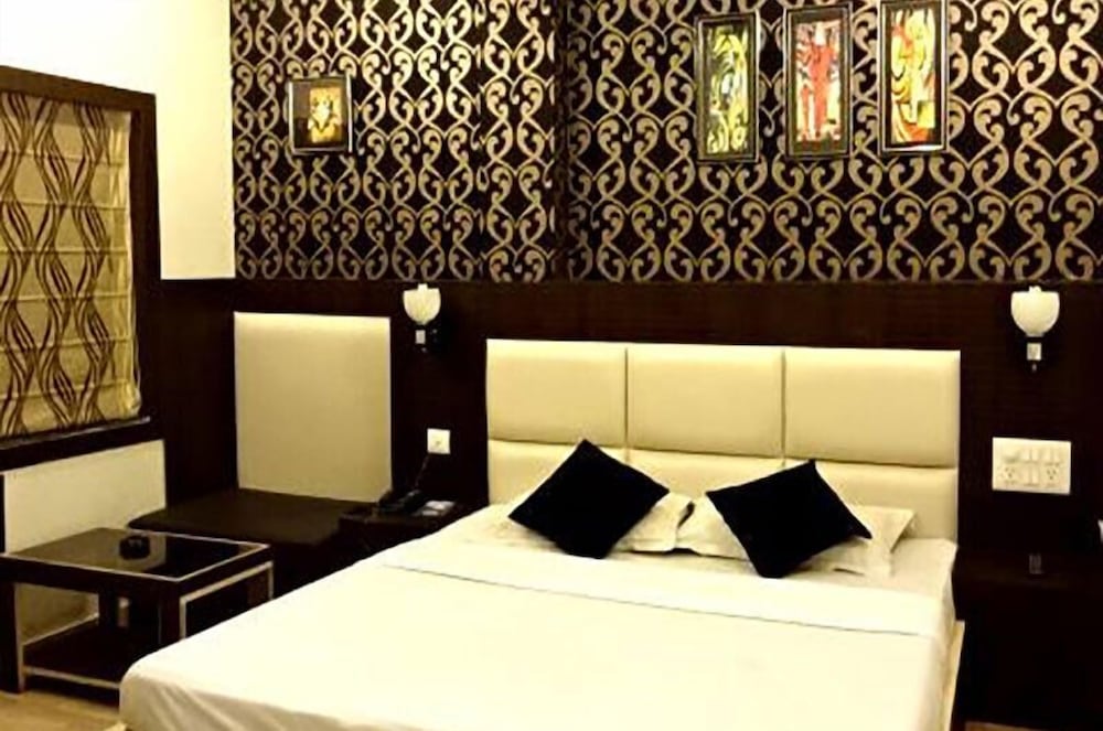 Palm Village Resort