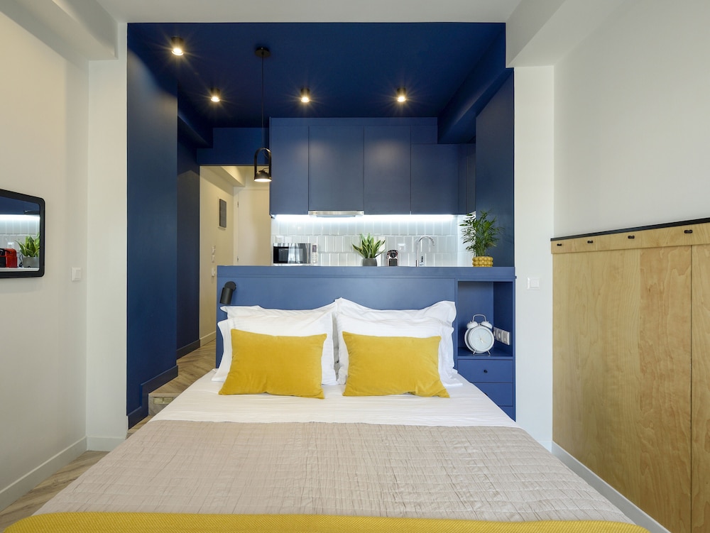 Athenian Sensations Apartments & Suites