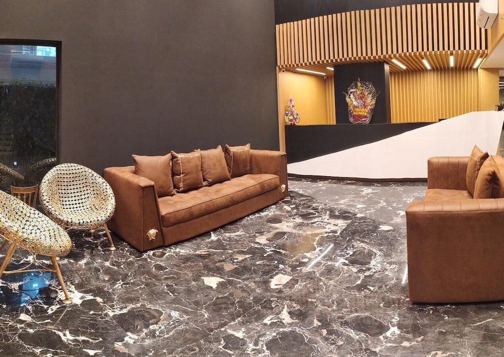 Kzar Corporate Hotel