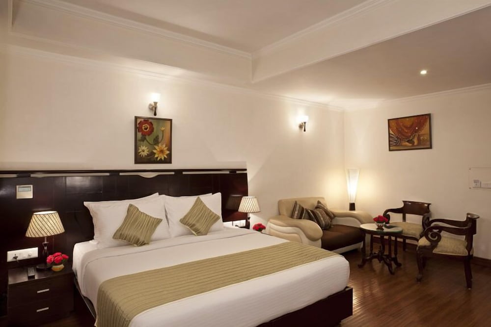 Hotel Saptagiri