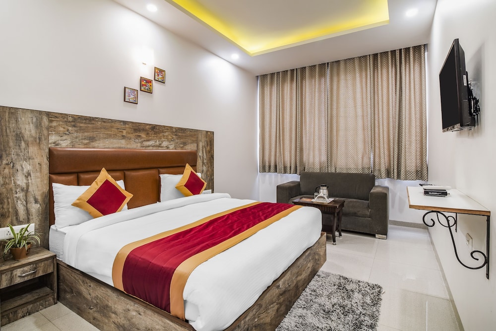 Gracious by Vishesh Hotels & Home Stay