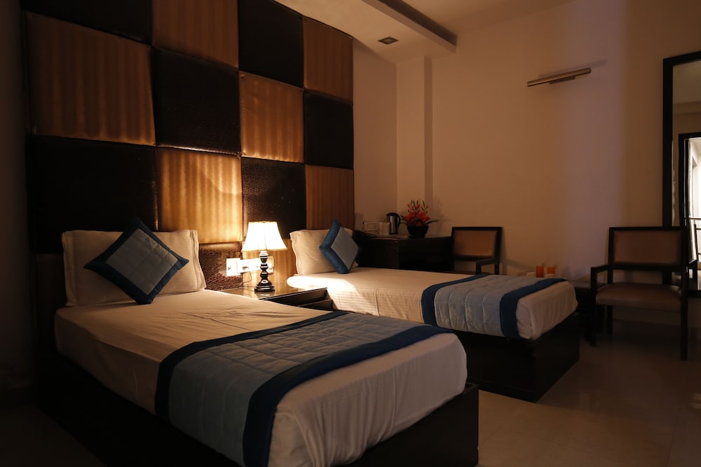 Hotel Delhi Pride