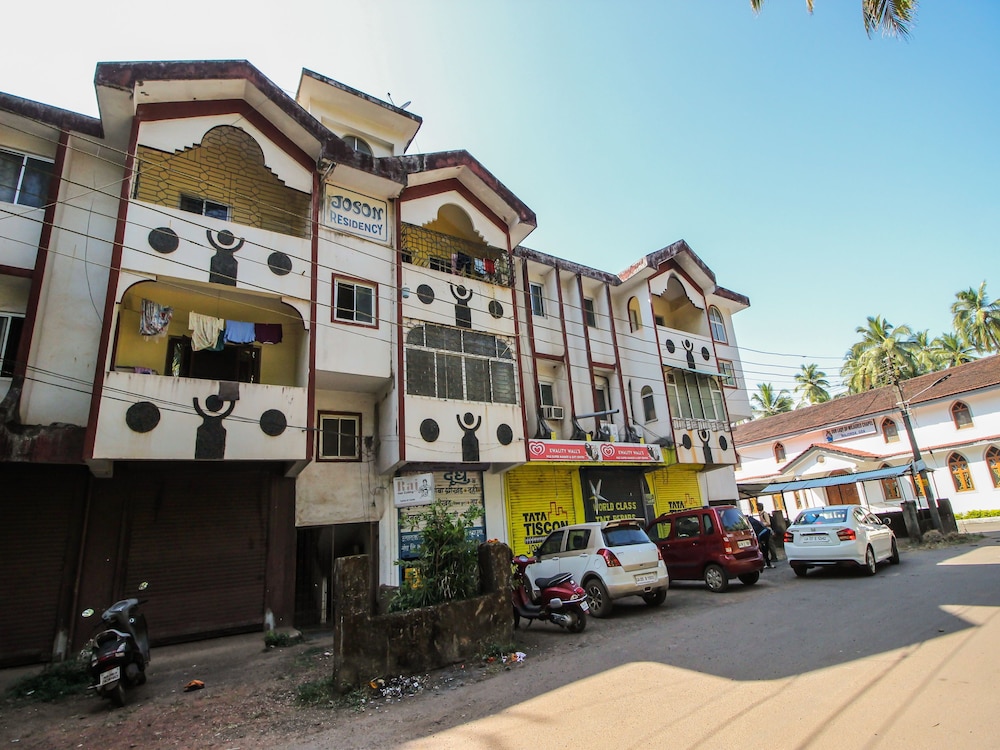 OYO 10837 Home Classic 2BHK Near Majorda Beach