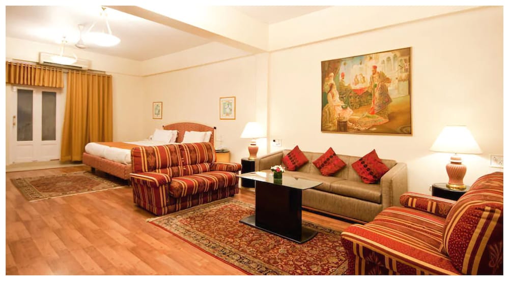 Astoria Hotel
