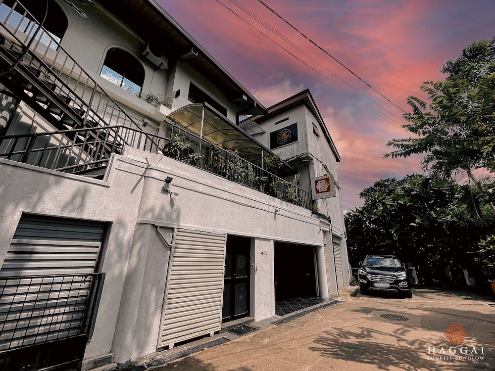 Haggai - Tourist Bangalow