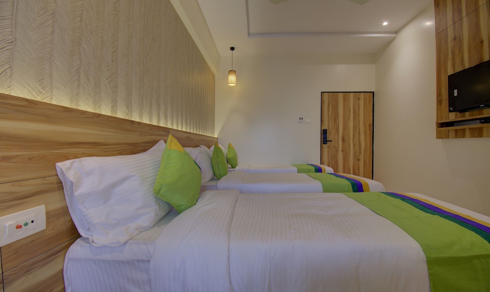 HOTEL AMISHA INTERNATIONAL