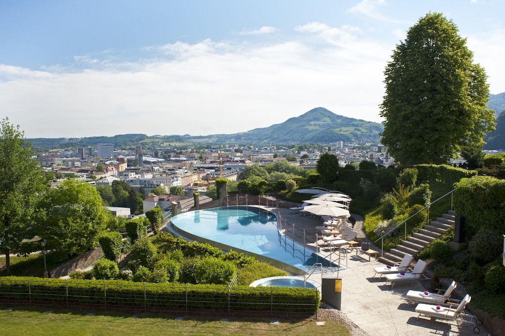 Schloss Mönchstein Hotel