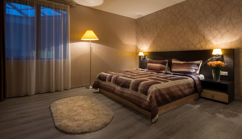 Ararat Hotel