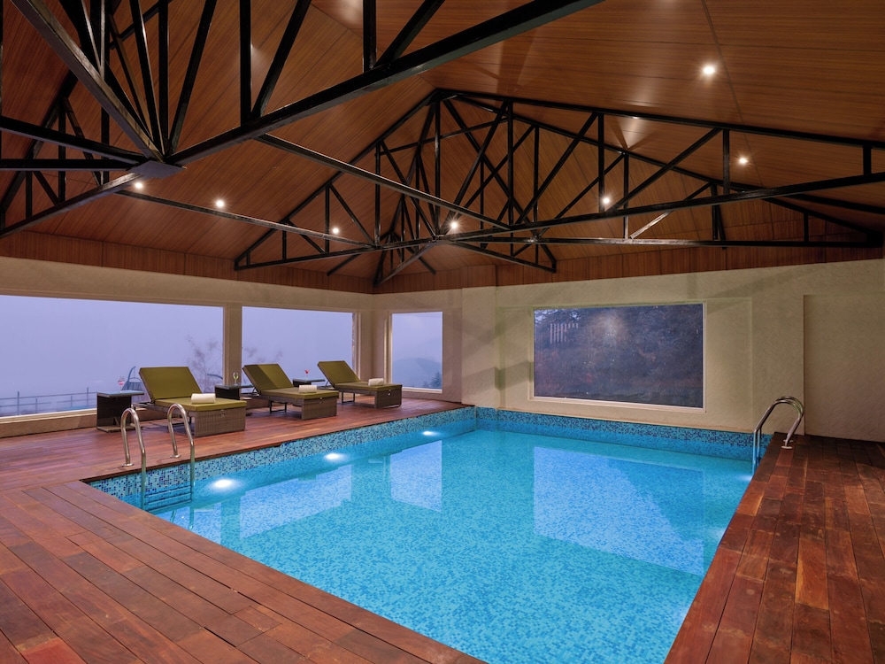 Regenta Place Dalhousie-  500 mts walkable from Mall Road