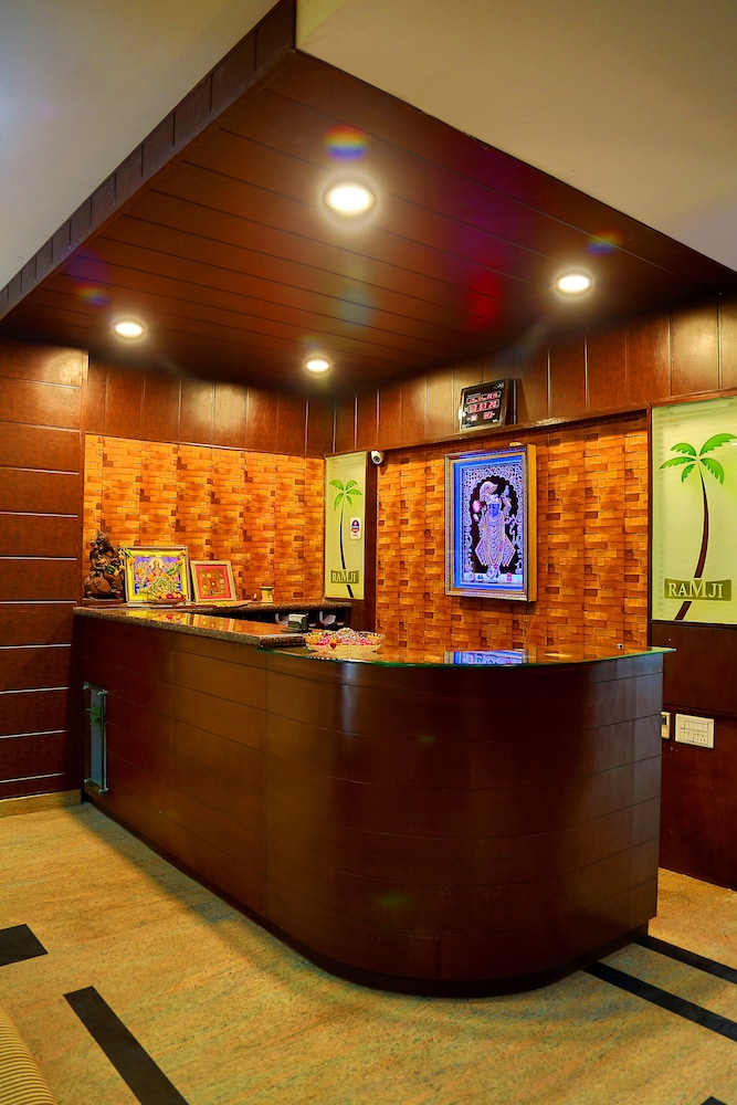 Hotel Royal Palm - A Budget Hotel in Udaipur