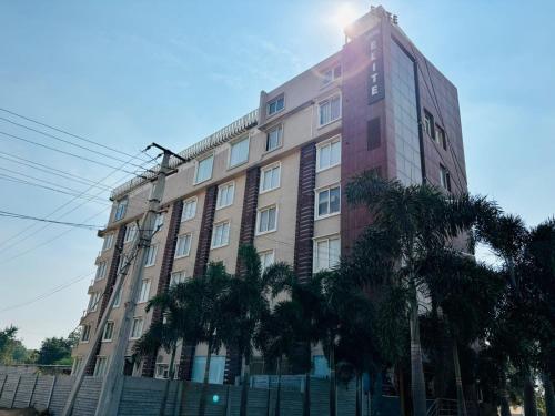Hotel Elite By Signature Group