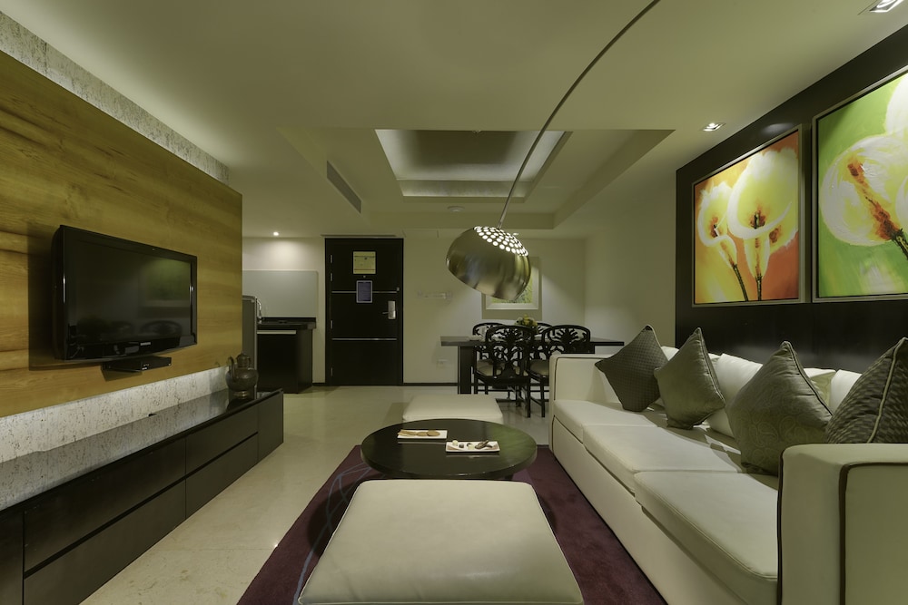 Davanam Sarovar Portico Suites - A Sarovar Hotel