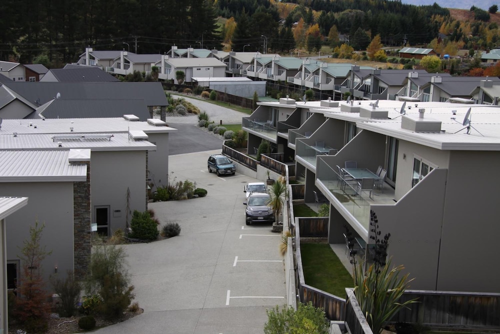 Distinction Wanaka Serviced Apartments