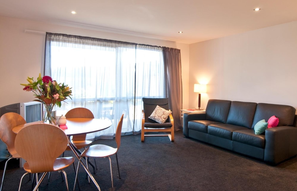 Distinction Wanaka Serviced Apartments