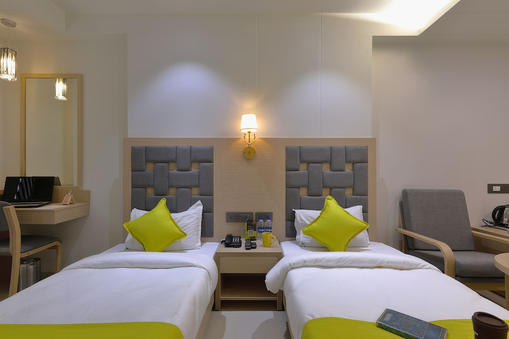 Hotel Sifat International