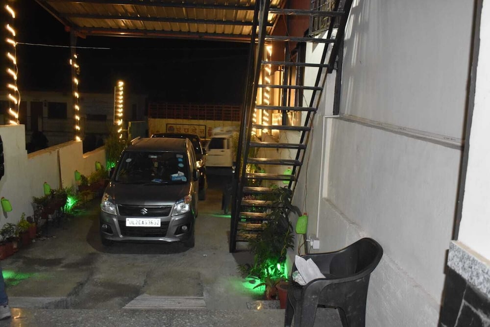 Hotel Lohaghat Regency By Royal Collection Hotels