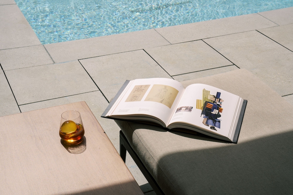 TETRA Hotel,  Autograph Collection