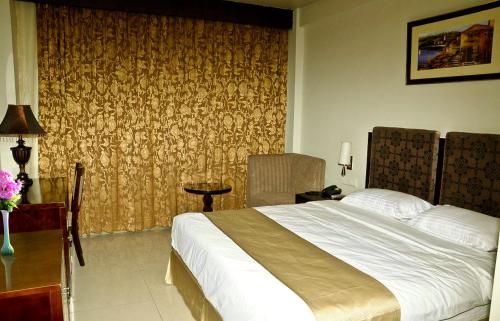 Pramod Convention & Club Resort