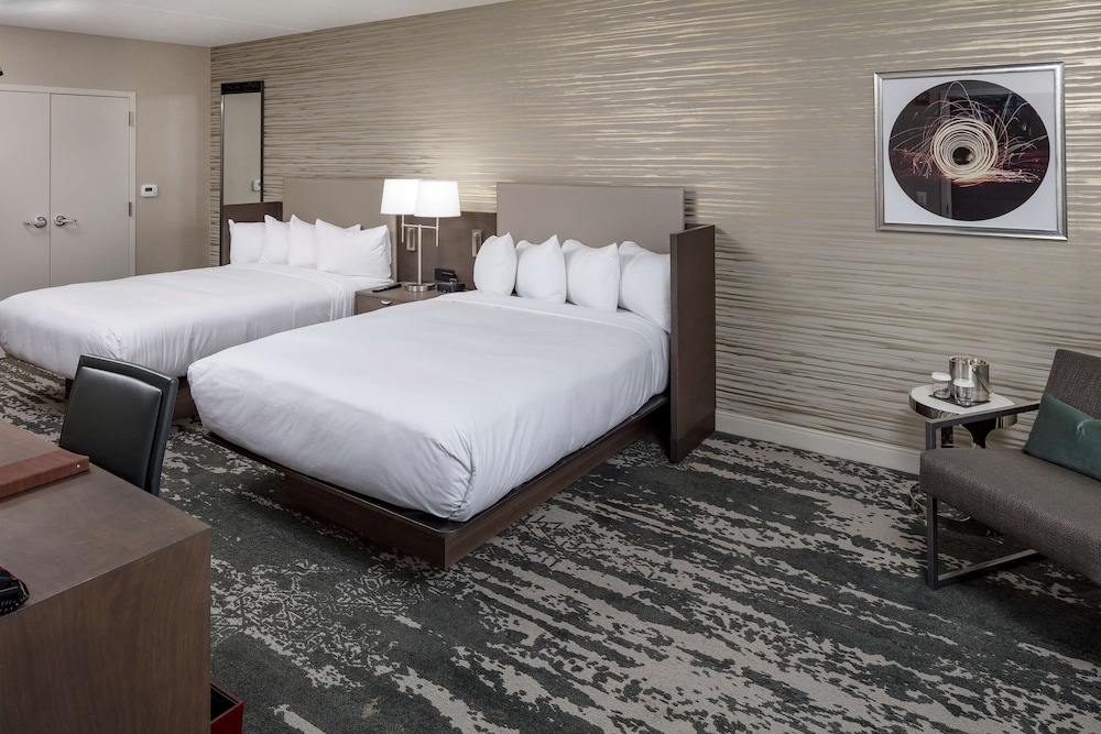Doubletree By Hilton Boston Logan Airport Chelsea
