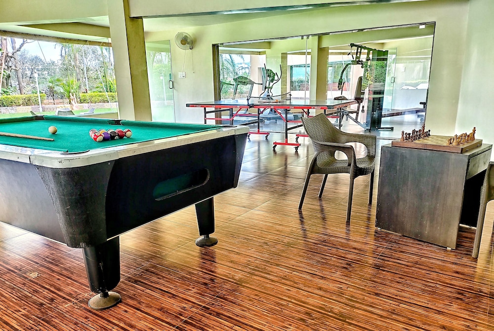 Aakar Lords Inn - Pure Veg