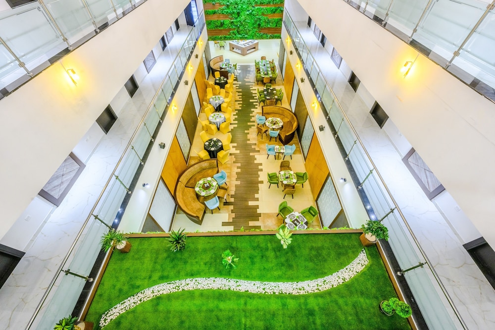 Essentia Manipal Inn, Udupi 