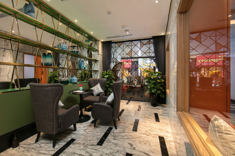 Aurora Premium - A Lifestyle Hotel
