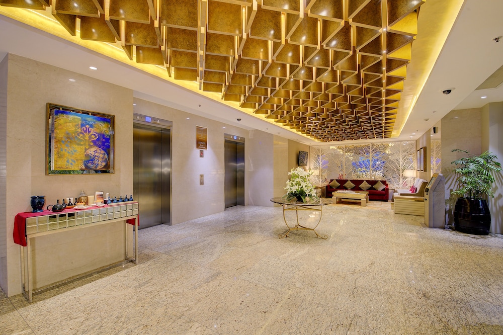 Niranta Transit Hotel Mumbai Airport - At Arrivals