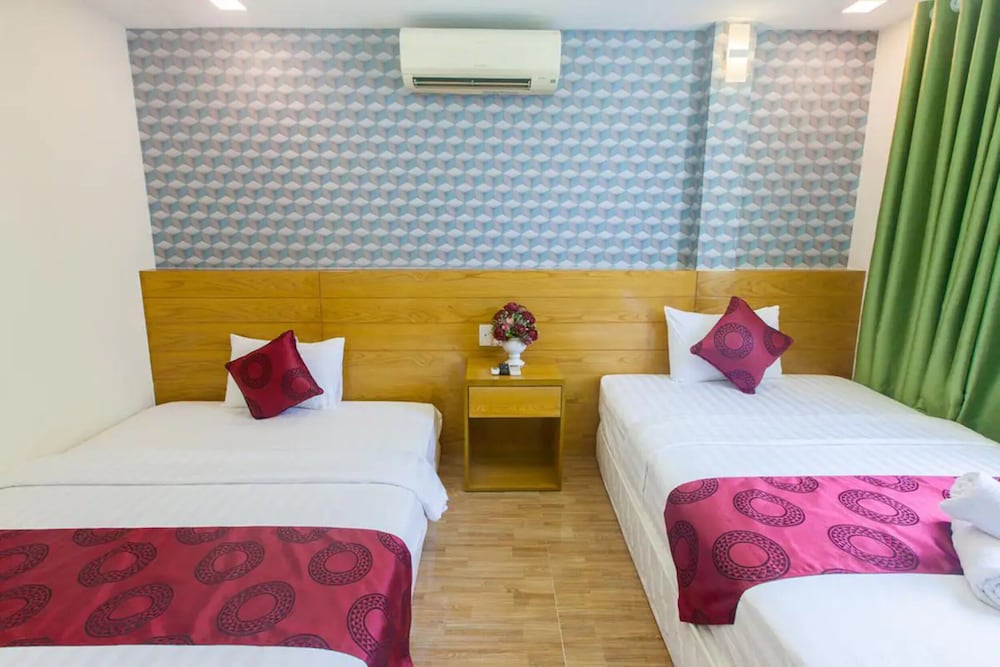 Ailen Garden II Hotel
