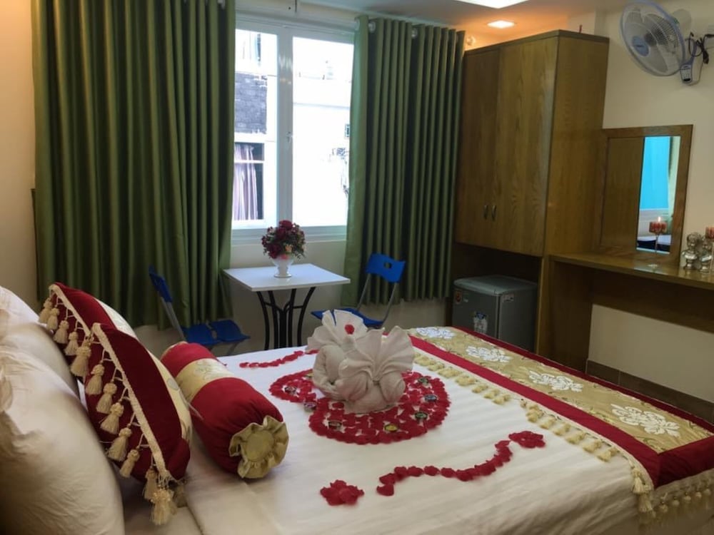 Ailen Garden II Hotel