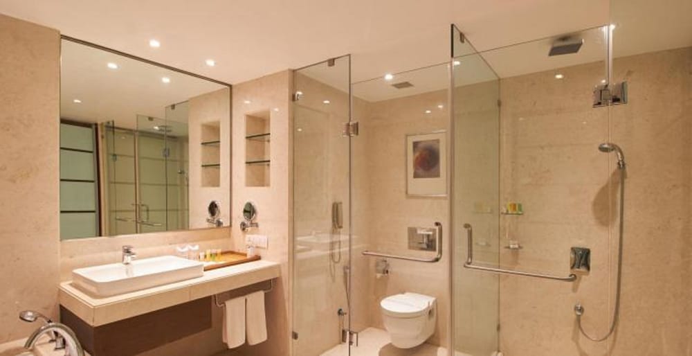 Platinum Hotel
