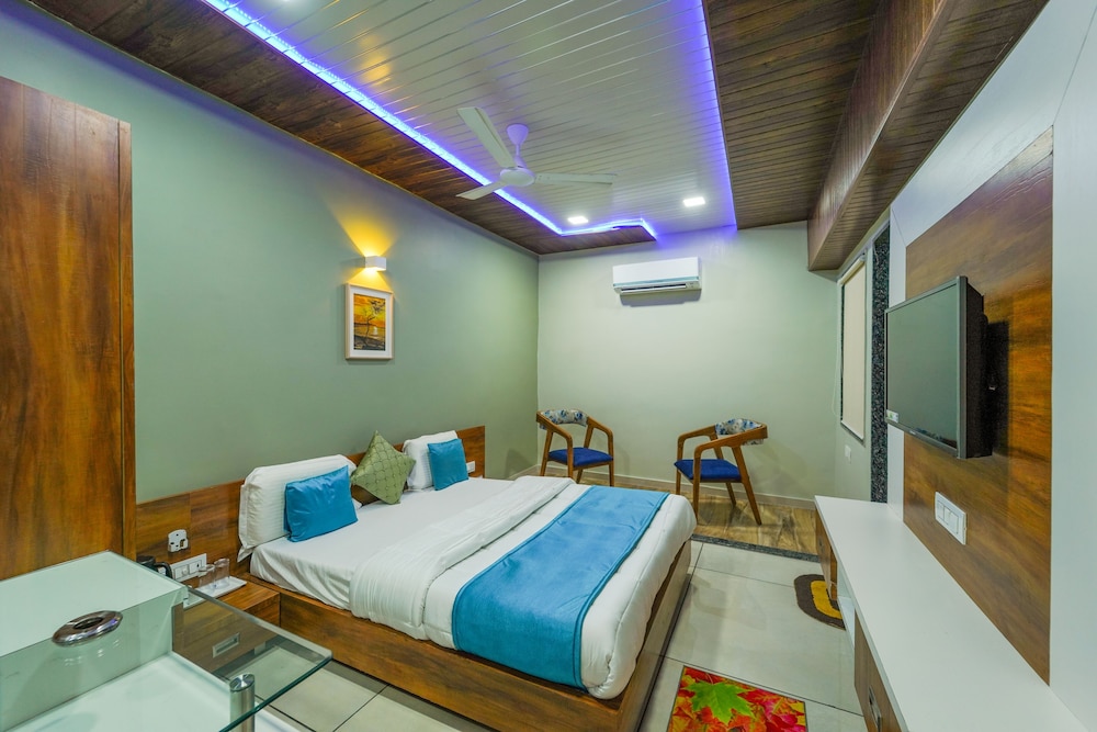 The Nest Residency