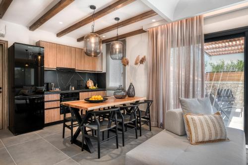 Sezian Boutique Homes & Villas