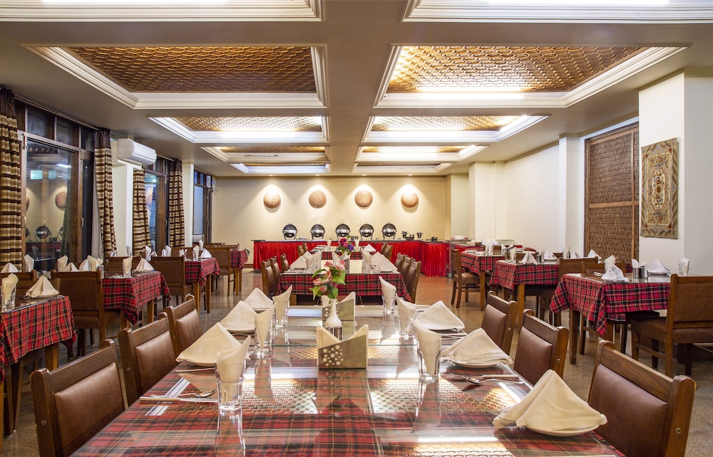 Hotel Grand Mahal