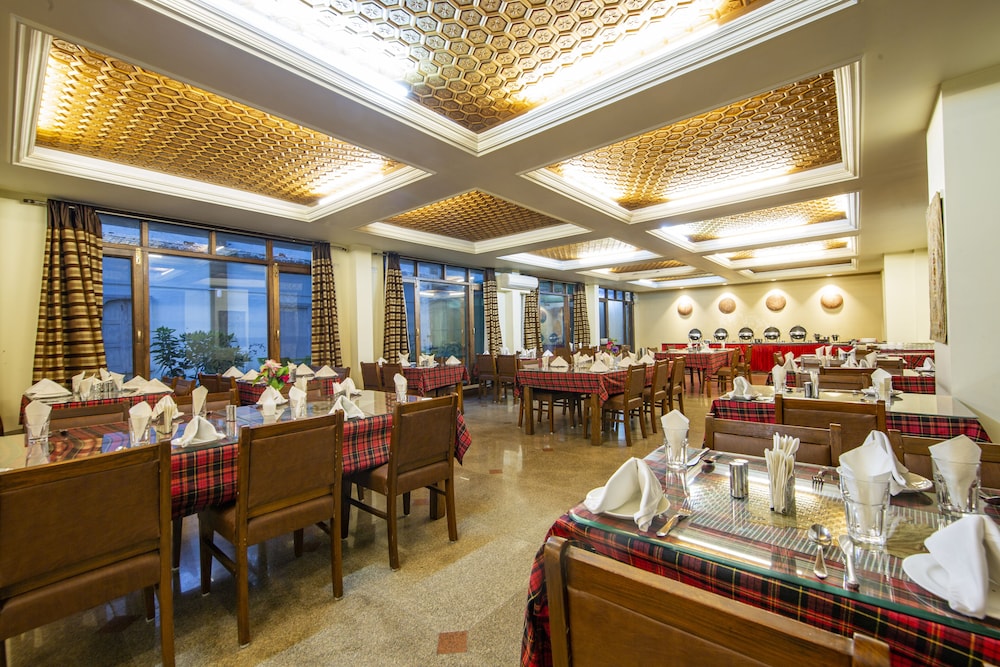Hotel Grand Mahal