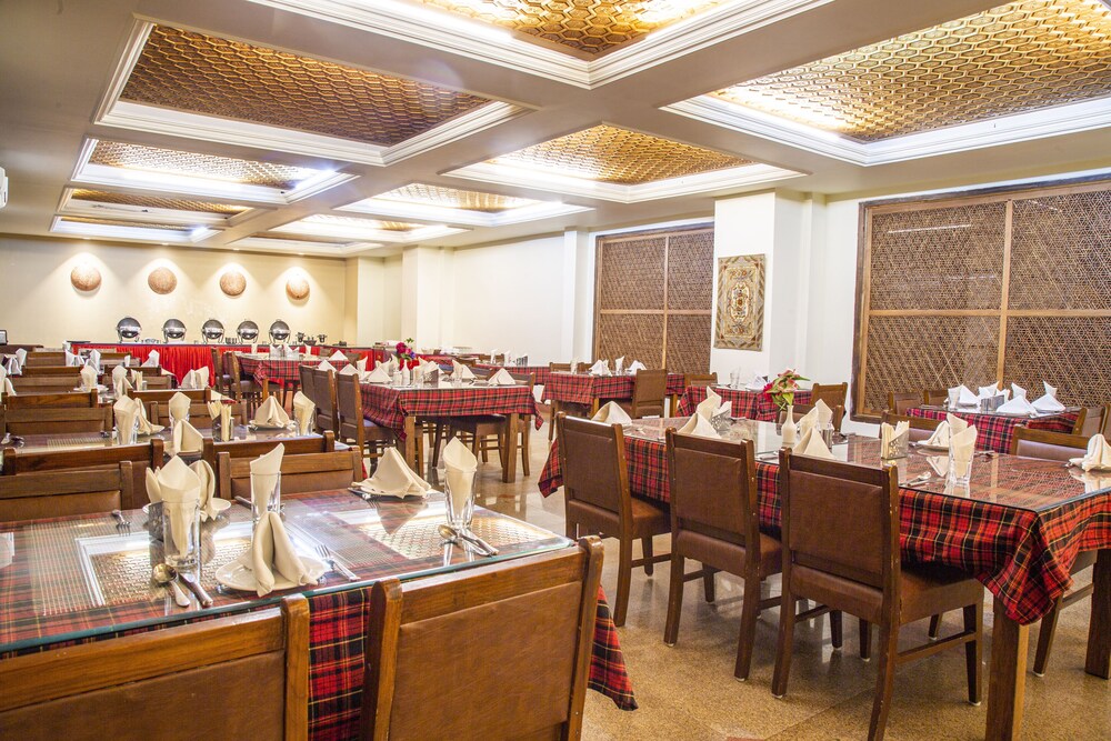 Hotel Grand Mahal