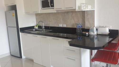 View Talay 6 Pattaya Beach Condominium