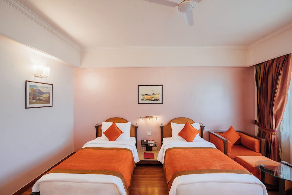 The Piccadily Hotel Lucknow