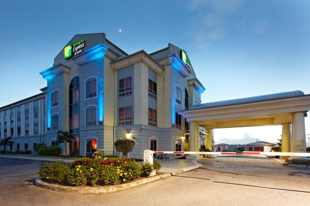 Holiday Inn Express Hotel & Suites Trincity Trinidad Airport by IHG