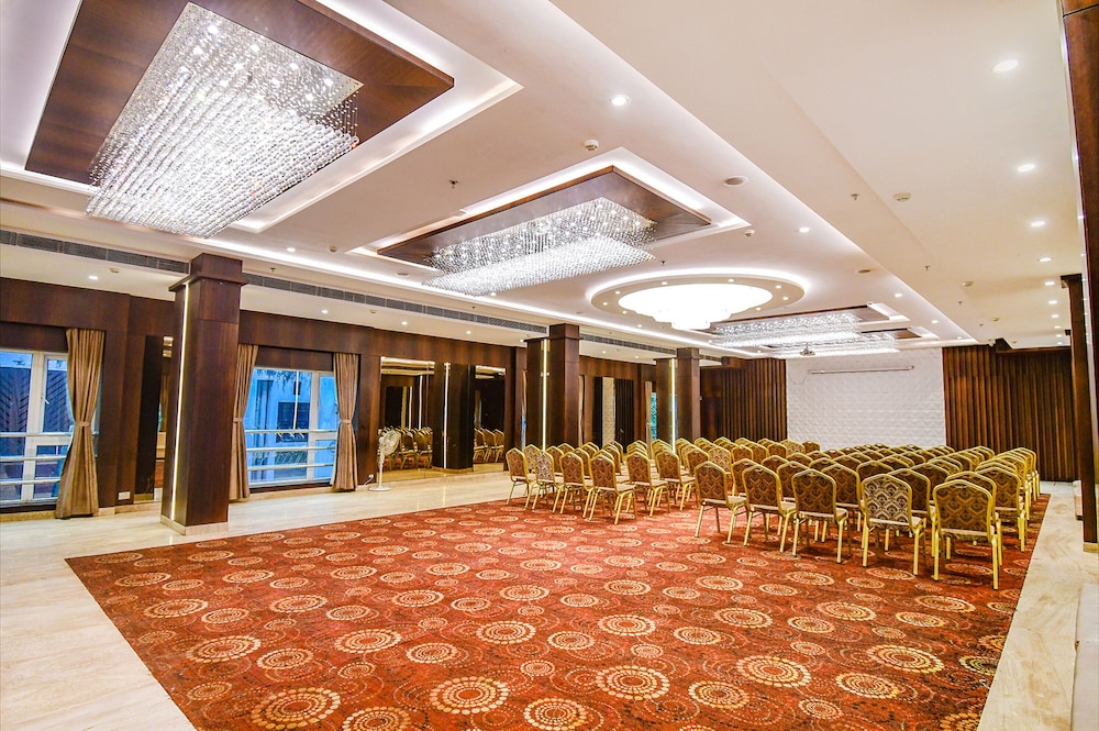 FabHotel Prime Kzar Corporate